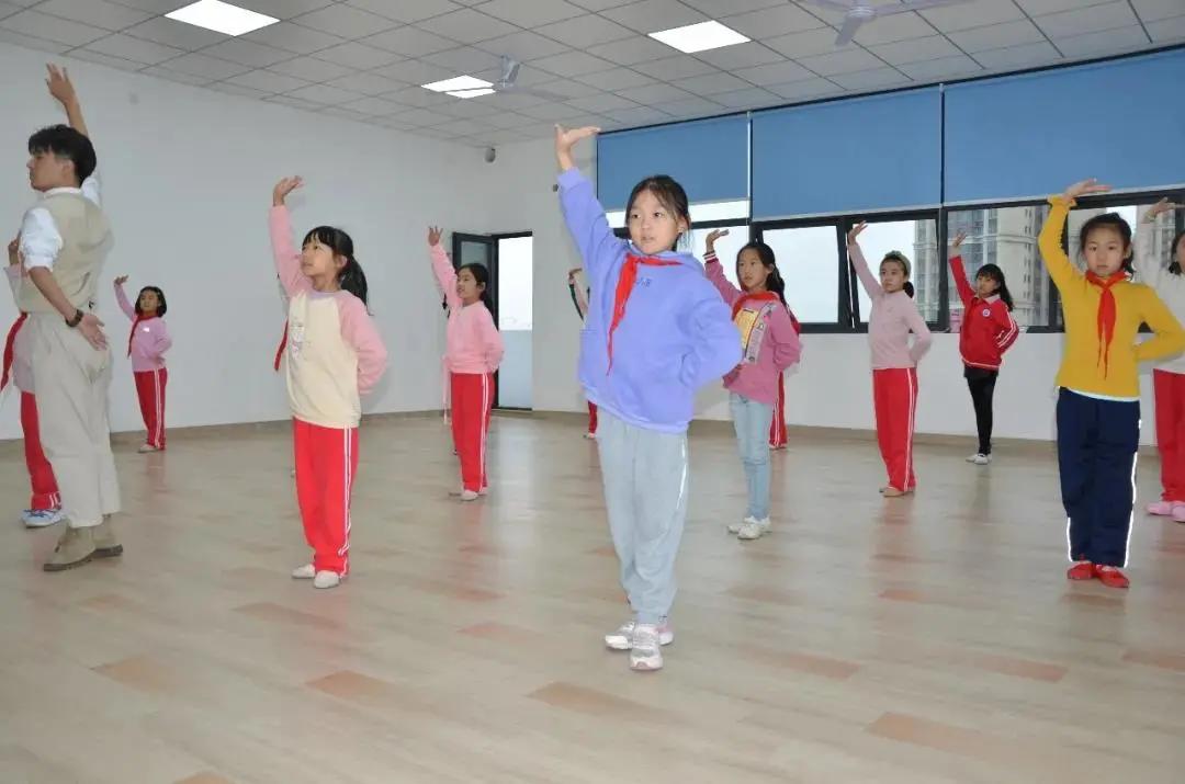 创校时间最长的中学,创校几十载