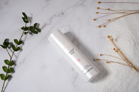 如何正确使用化妆水,哪些是化妆水的注意事项