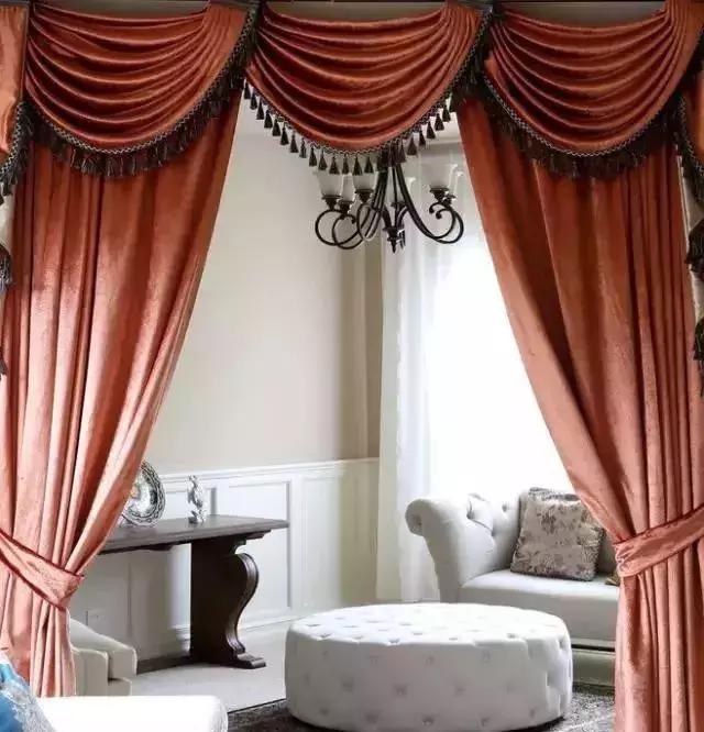 阳台窗帘加窗幔效果,千鸟格窗帘加窗幔