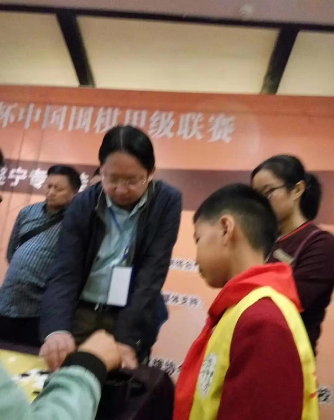 黑白问道棋坛新骄——四川围棋冲段精英刘海洋成长纪实