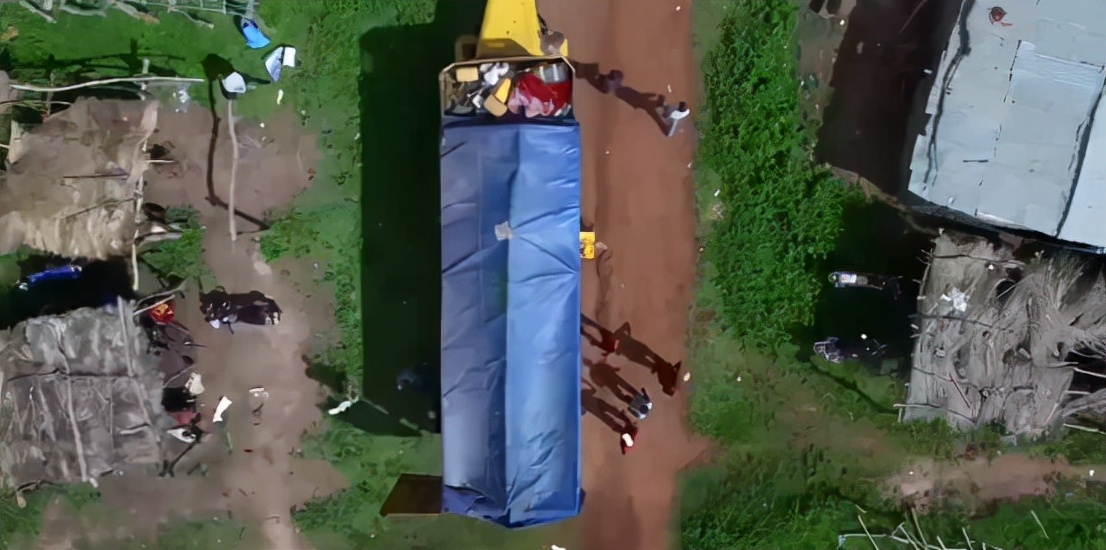 在非洲做生意有多难？60公里路开了两天，结果赚了2.5元