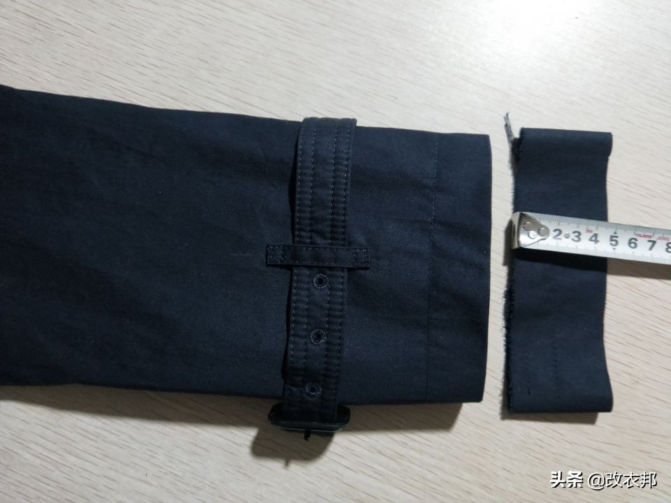 风衣外套袖子长了怎么改短有松紧,风衣袖子长了怎么挽起来好看