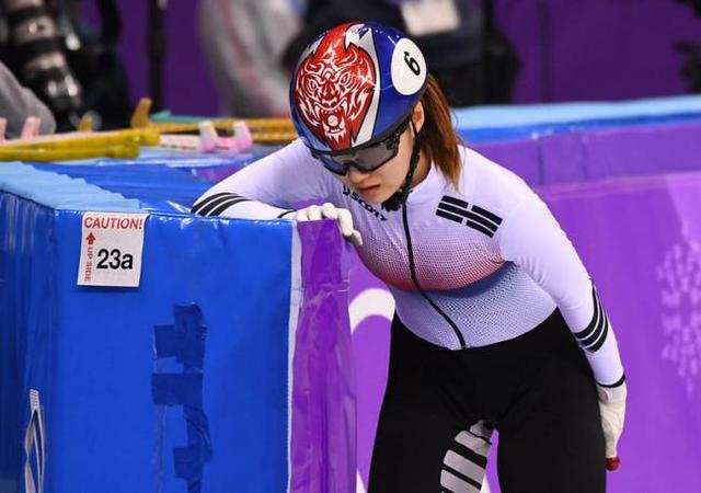 闊╁浗濂ヨ繍鍐犲啗琚墦,闊╁浗濂ヨ繍鍐犲啗琚暀缁冩墦