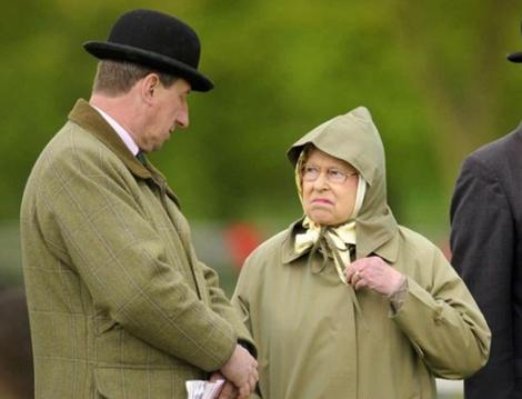 现在英国唐顿庄园的真实主人,唐顿庄园的夫人伊丽莎白