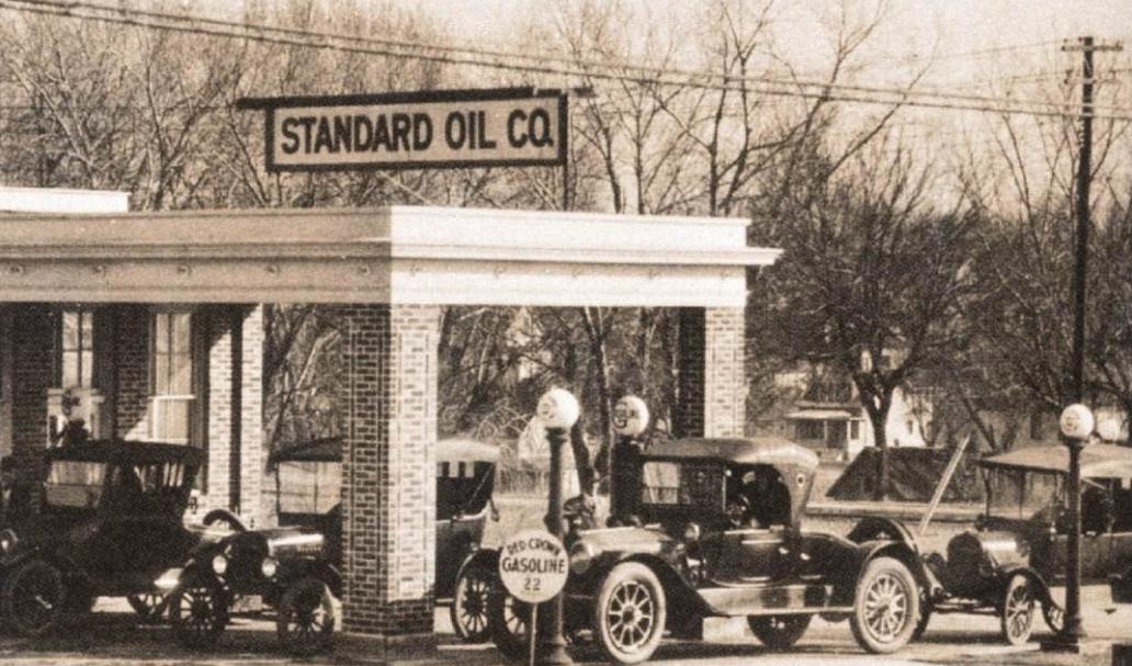 洛克菲勒辉煌事迹,洛克菲勒身价4000亿美元