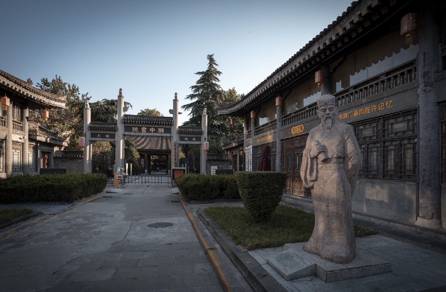 西安大雁塔值得玩么,西安五天四夜旅游攻略大雁塔