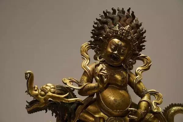 清代铜鎏金佛像的鉴定,清代铜鎏金无量寿佛像