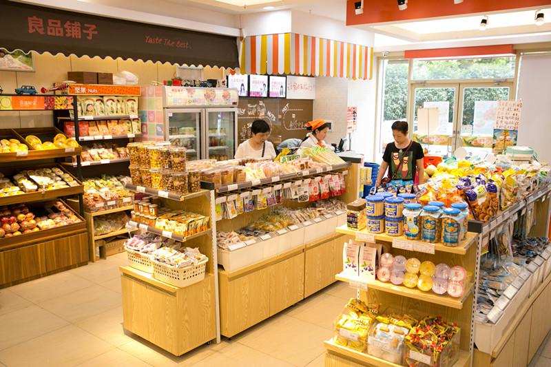 良品铺子相比于同行有哪些优势,良品铺子劣势有哪些