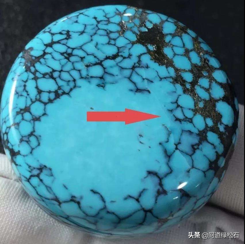 绿松石内部冰裂,绿松石盘着就出现冰裂