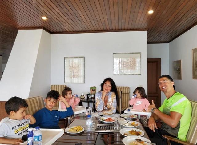 c罗历任女友伊莲娜,c罗历任女友大盘点