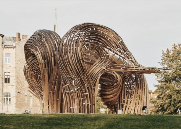 长成这个样子的厕所，我猜你一定没见过