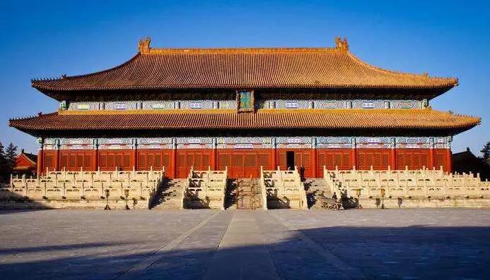 世界上最奢华的宫殿是什么宫殿,世界上现存最大最完整的木质宫殿