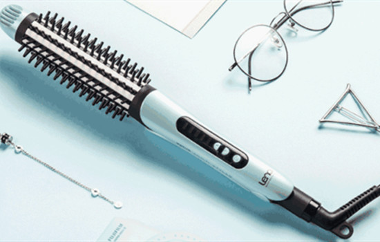 负离子卷发棒和精油卷发棒区别,负离子卷发棒和负离子涂层