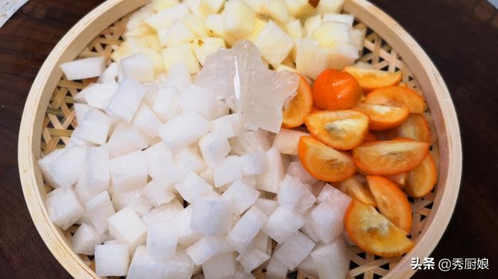 萝卜梨汤怎么做能润肺止咳,萝卜和蜂蜜一起吃能止咳润肺吗