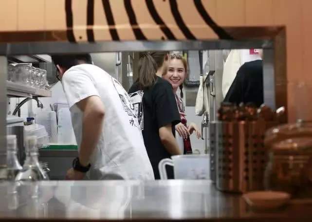 赌王千金真实情史,赌王千金情路坎坷