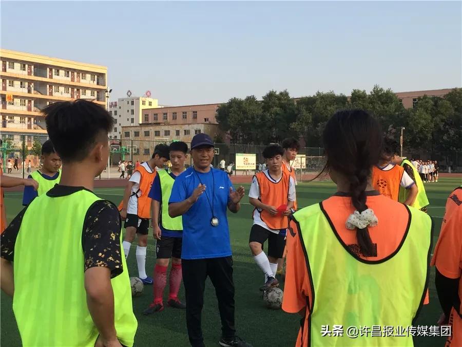 培养4个国家运动员,培养出50多个国家一级运动员