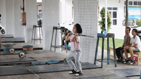 江阳意气风发,江阳意气风发的少年