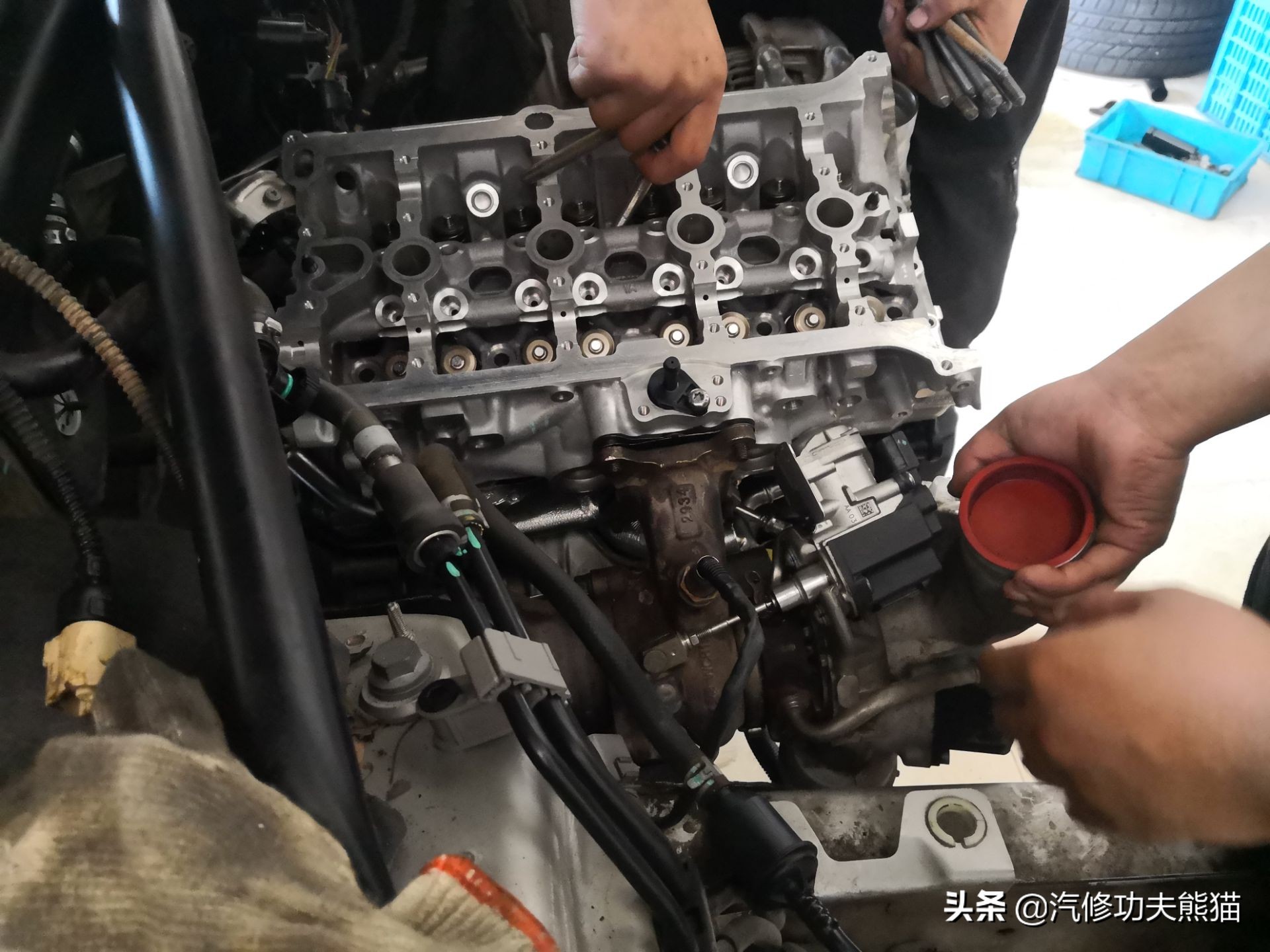 如何检测奥迪三代ea888是否烧机油,大众三代ea888发动机机油灯报警