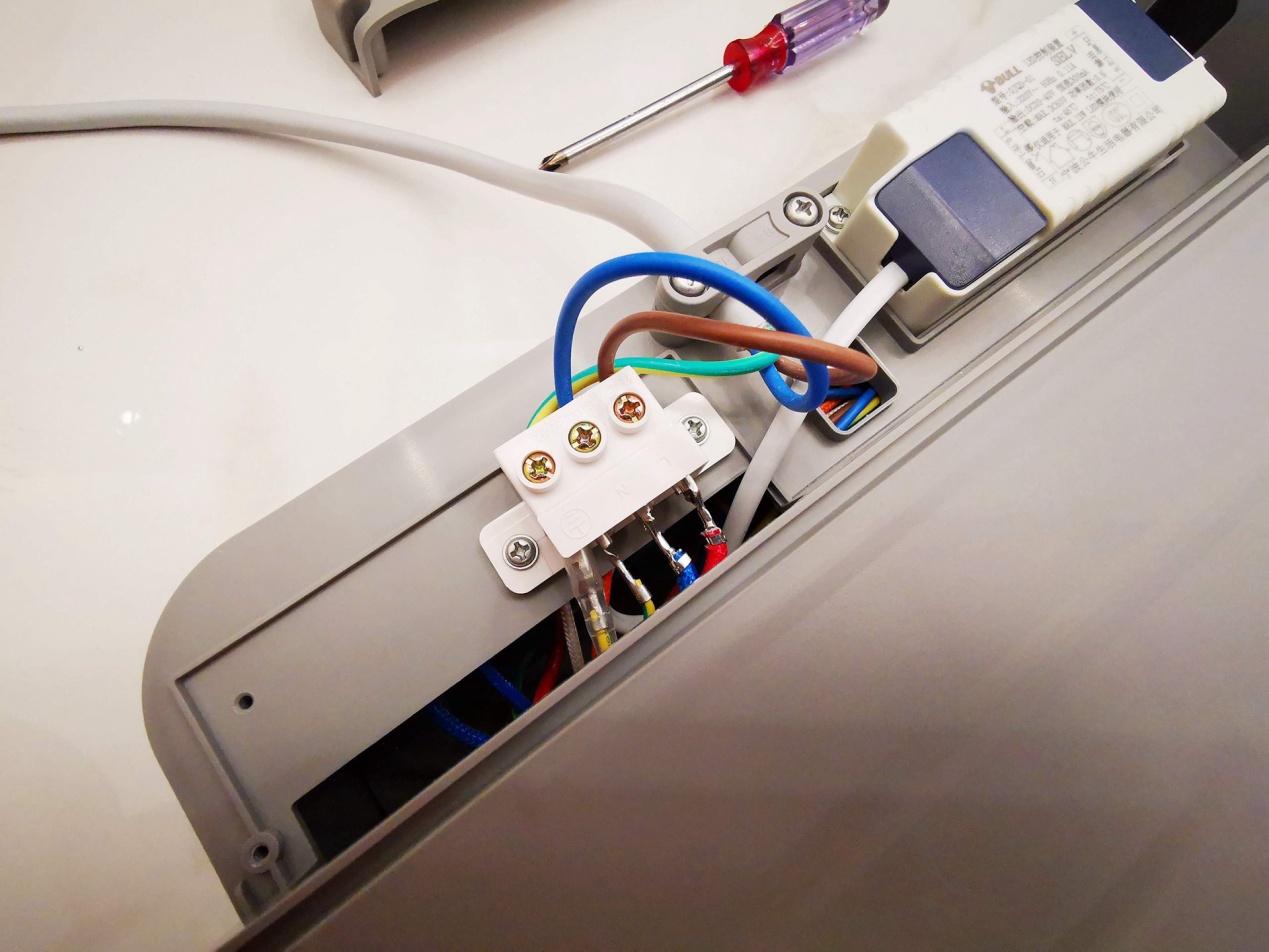 公牛暖阳阳浴霸安装,公牛浴霸好还是风暖浴霸好