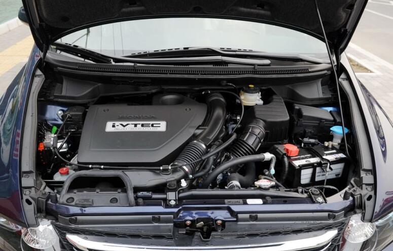 更像旅行车的轿车,更像旅行车的两厢车