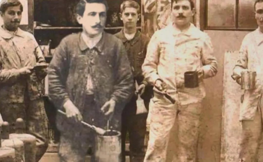 蒙娜丽莎背后的故事太精彩了！原来是因为它被盗了才出名的