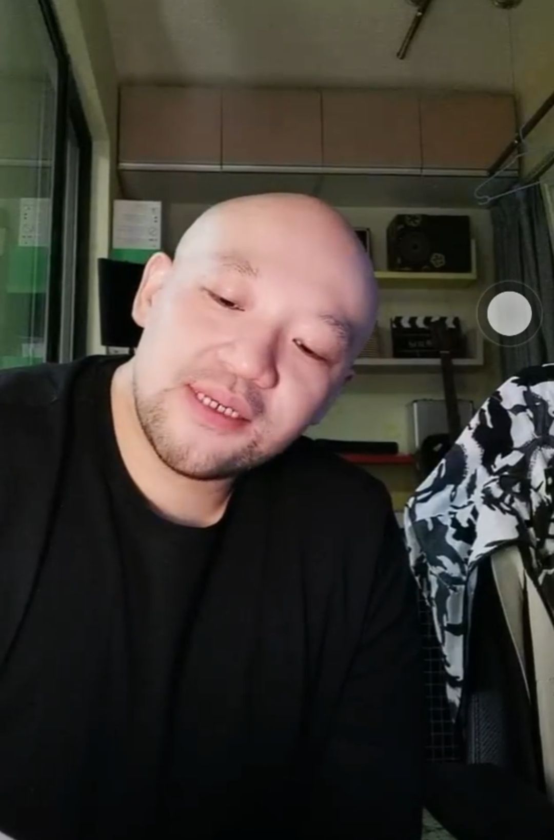 继宋冬野后李代沫也想复出，酒吧演出被人举报，相关部门紧急叫停