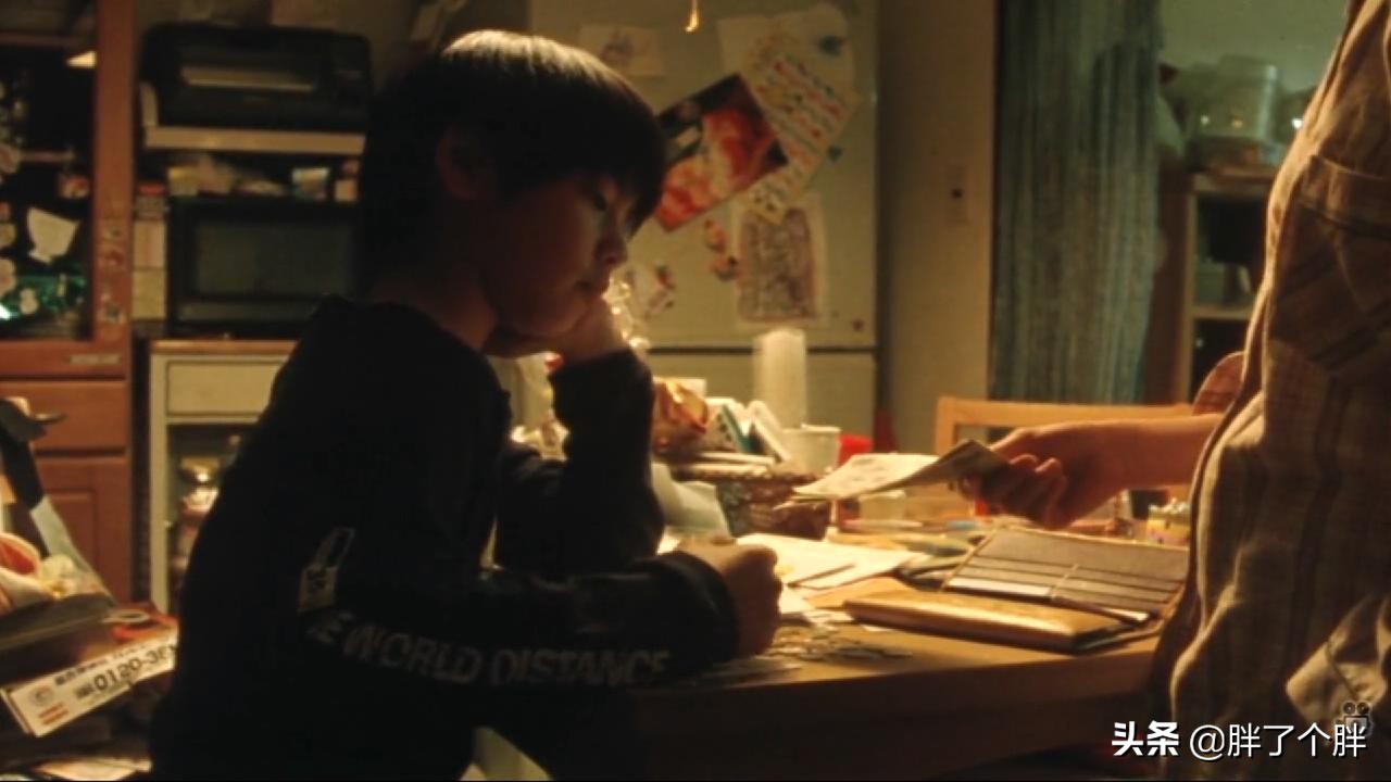 无人知晓：真实事件改编，母亲为和男友同居，抛下四个孩子离去