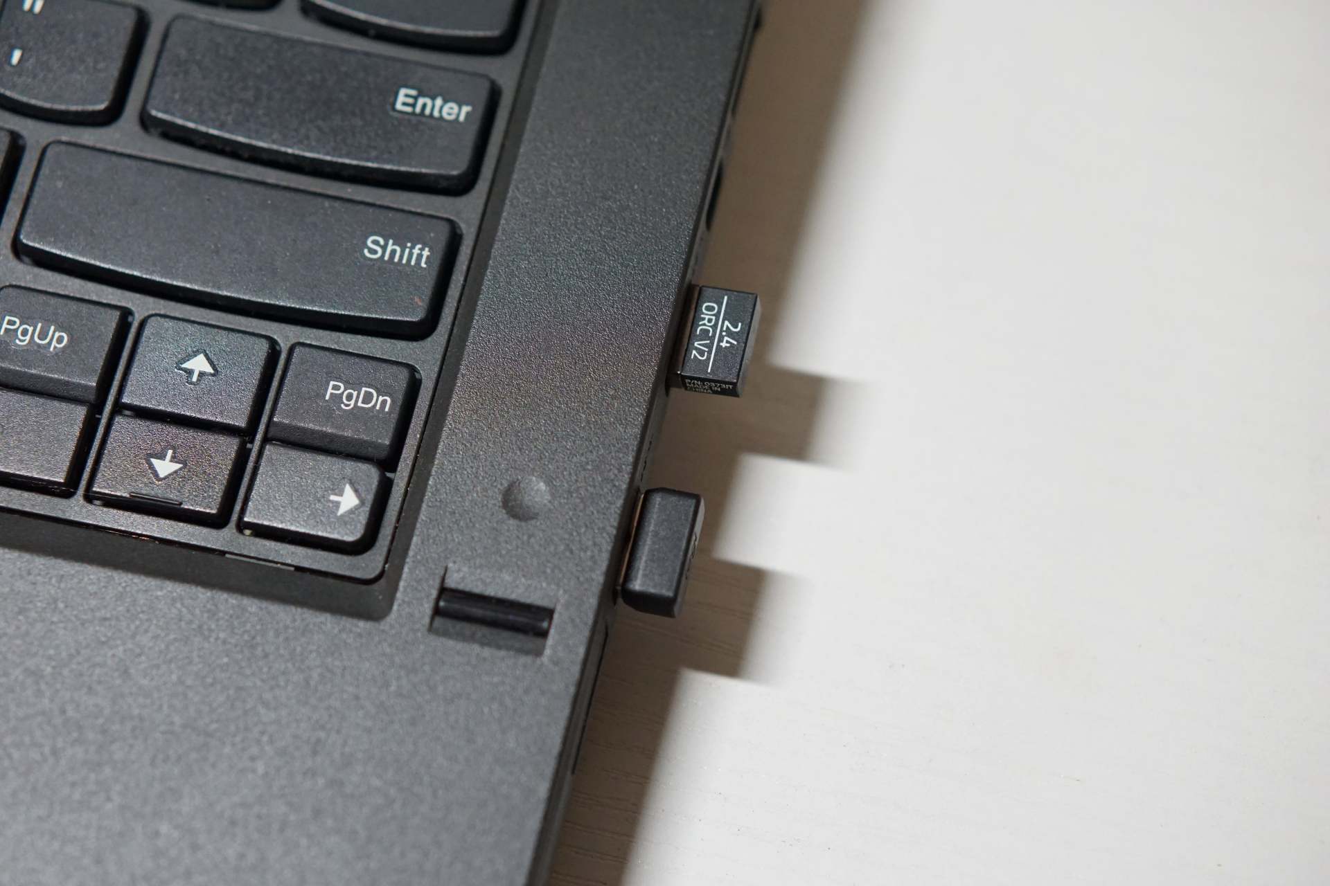 罗技无线鼠标pebble怎么切换蓝牙,罗技鼠标pebble如何连ipad