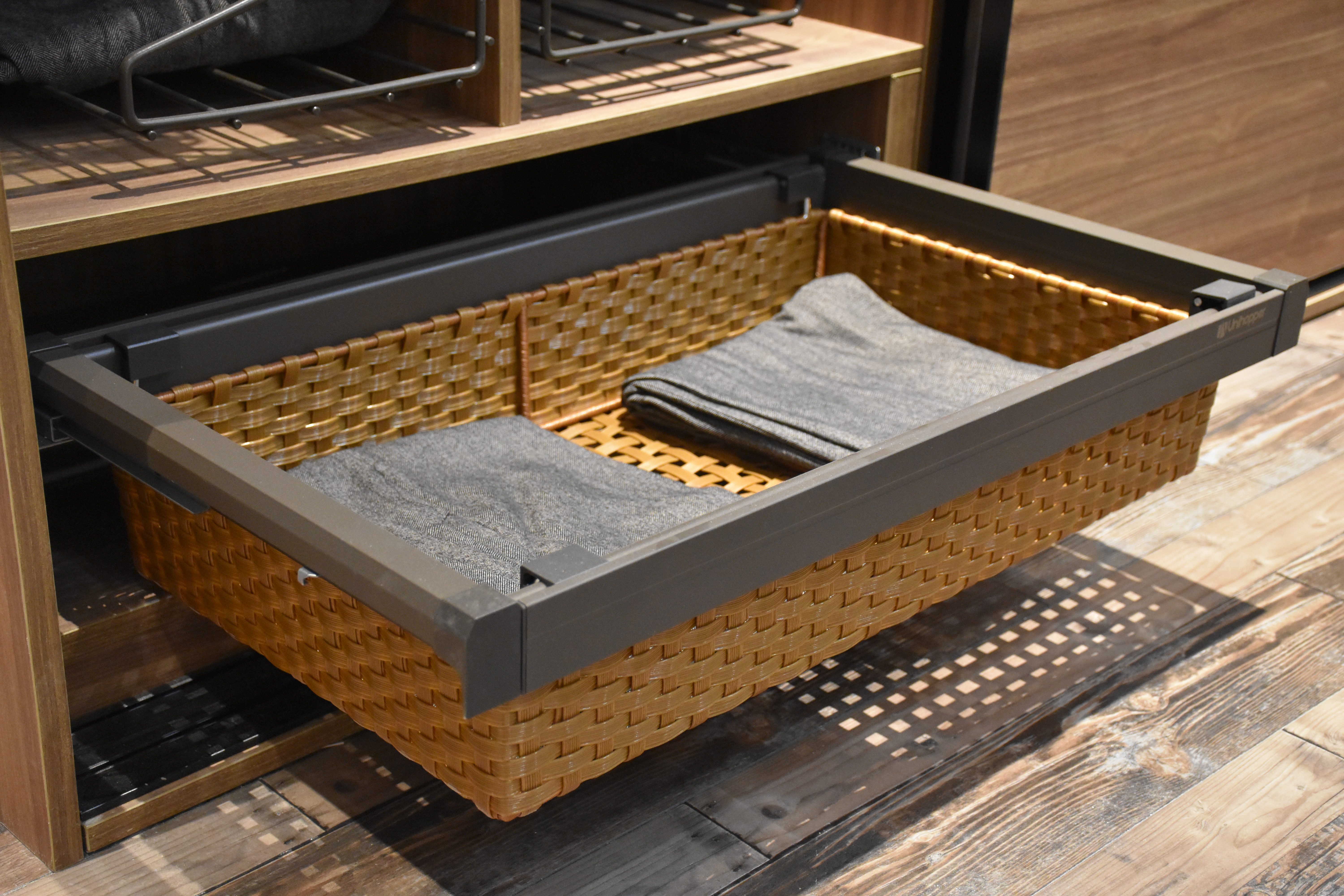 家装小白如何选择定制衣柜,装修小白必看卧室装修攻略