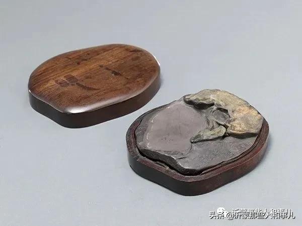 米芾《诏使帖》,米芾临沂使君帖书法赏析