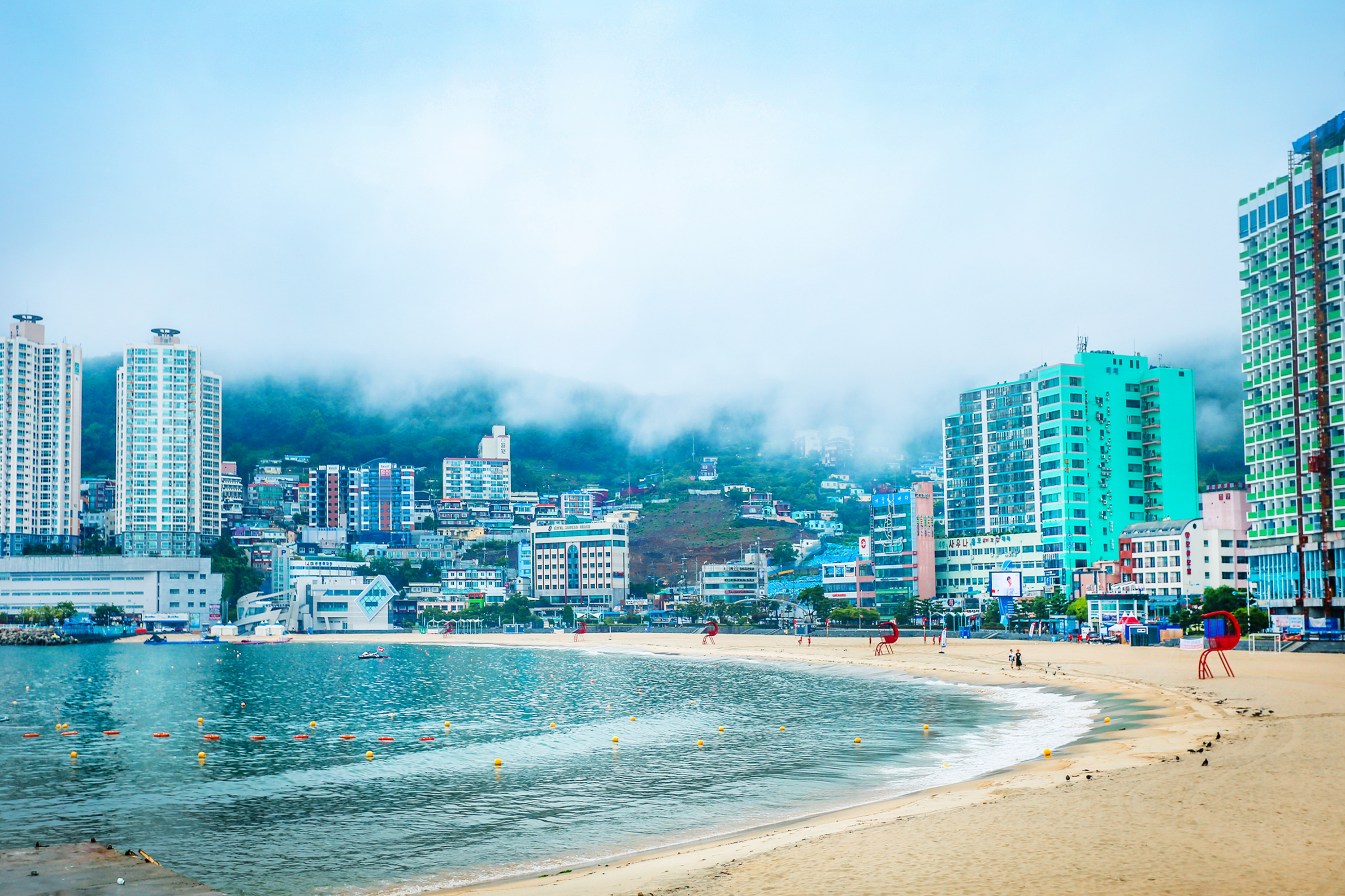 黄果树瀑布一日游旅游特点,黄果树瀑布和大小七孔游玩攻略