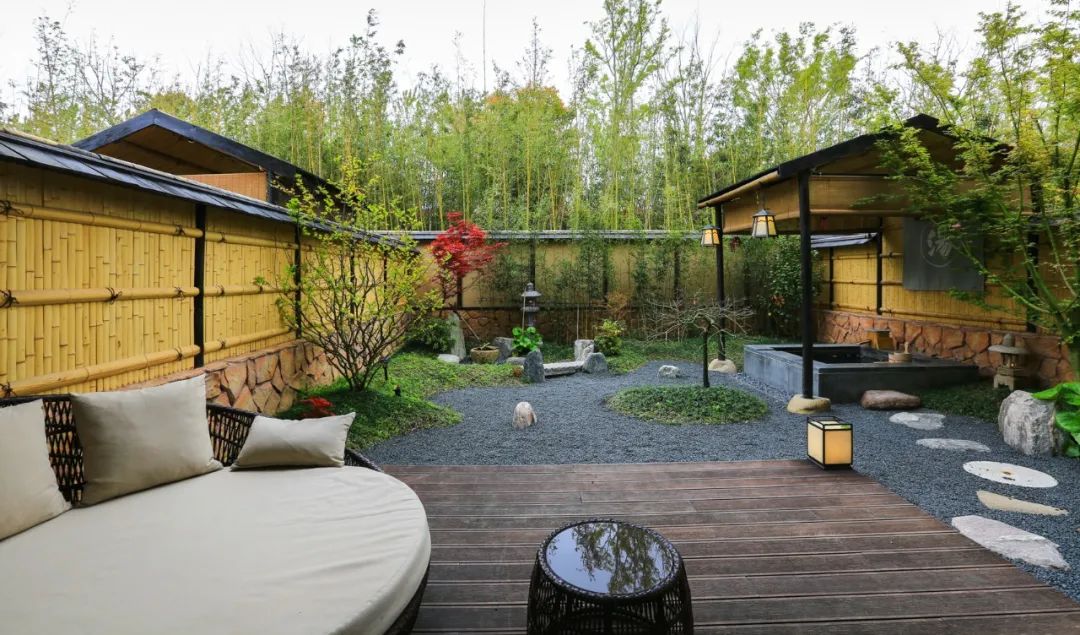 住进风景里温泉酒店,住进风景里旅游度假温泉酒店