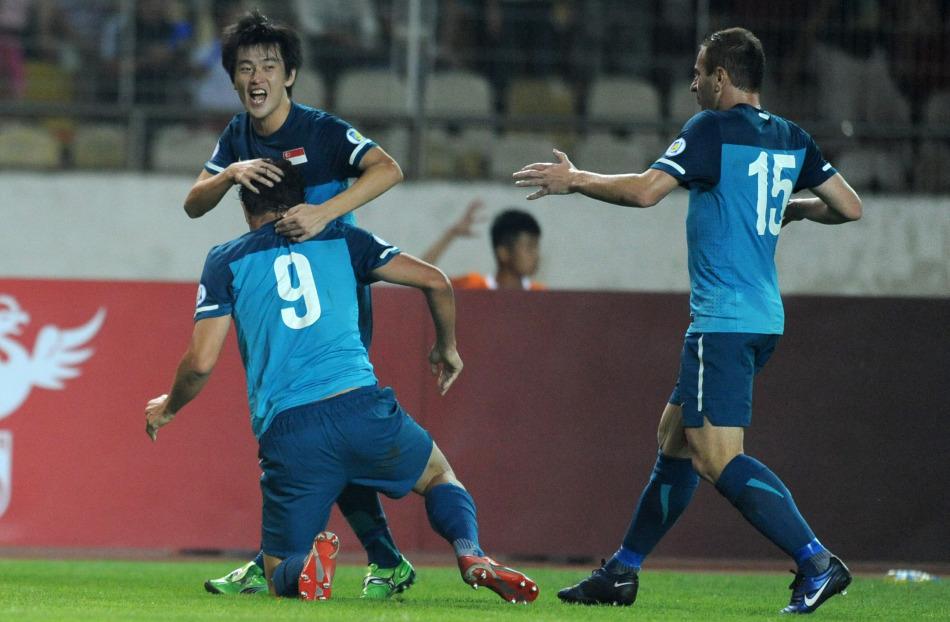 中国球员遭对手戏耍,国足归化李玮峰