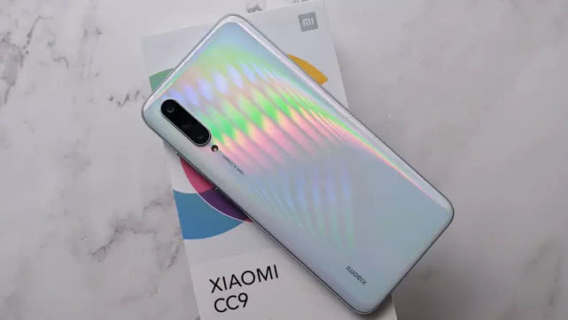 适合吃鸡的千元手机测评,难打吃鸡高颜值百元手机推荐