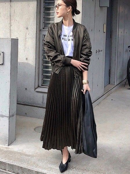 半身裙搭配什么上衣秋冬,百褶半身裙秋冬搭配上衣