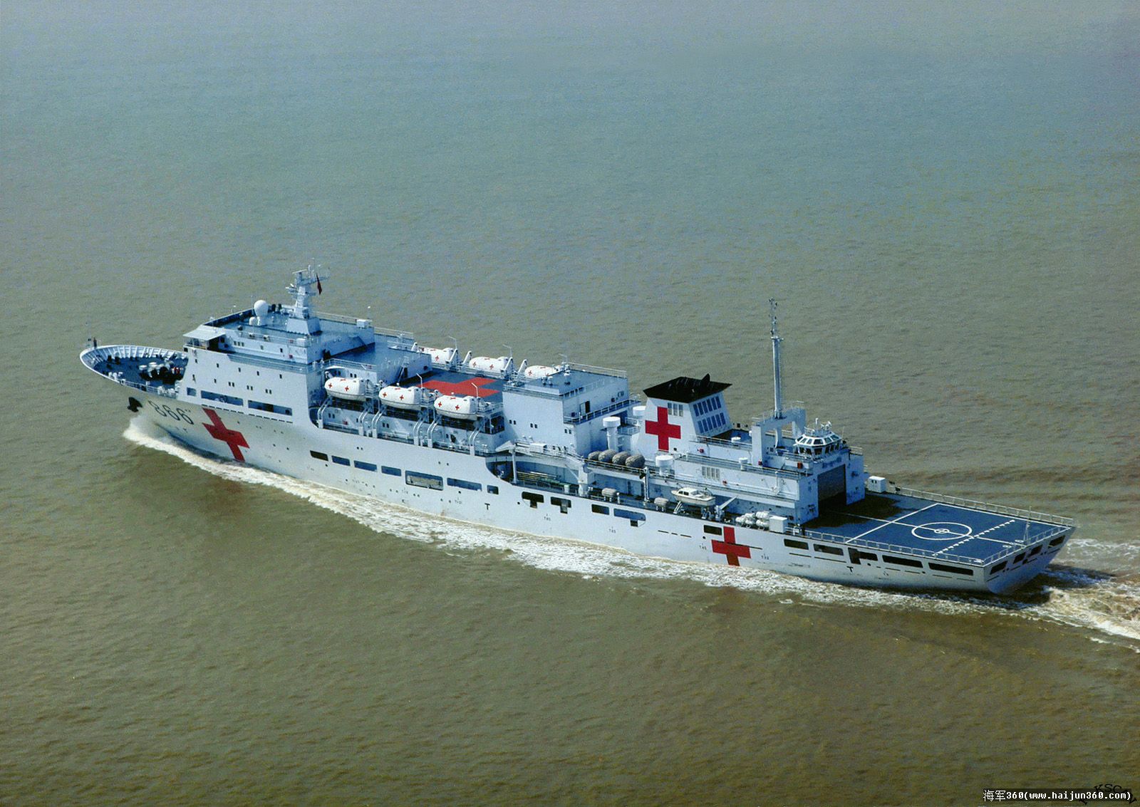 海军最新下水补给舰,海军医疗船现在还出海吗