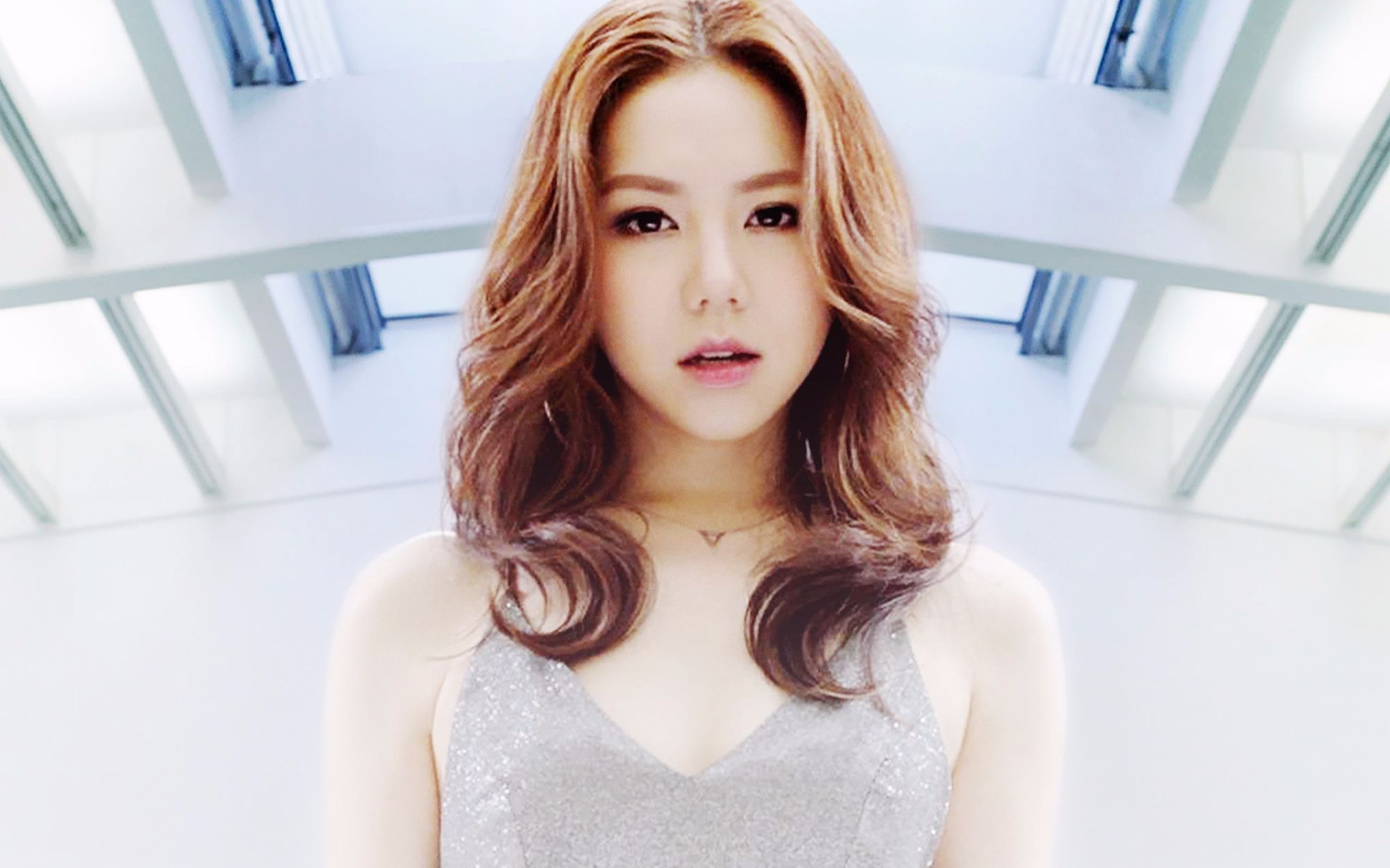 邓紫棋会成为新一代天后吗,邓紫棋被评为中国华语乐坛天后