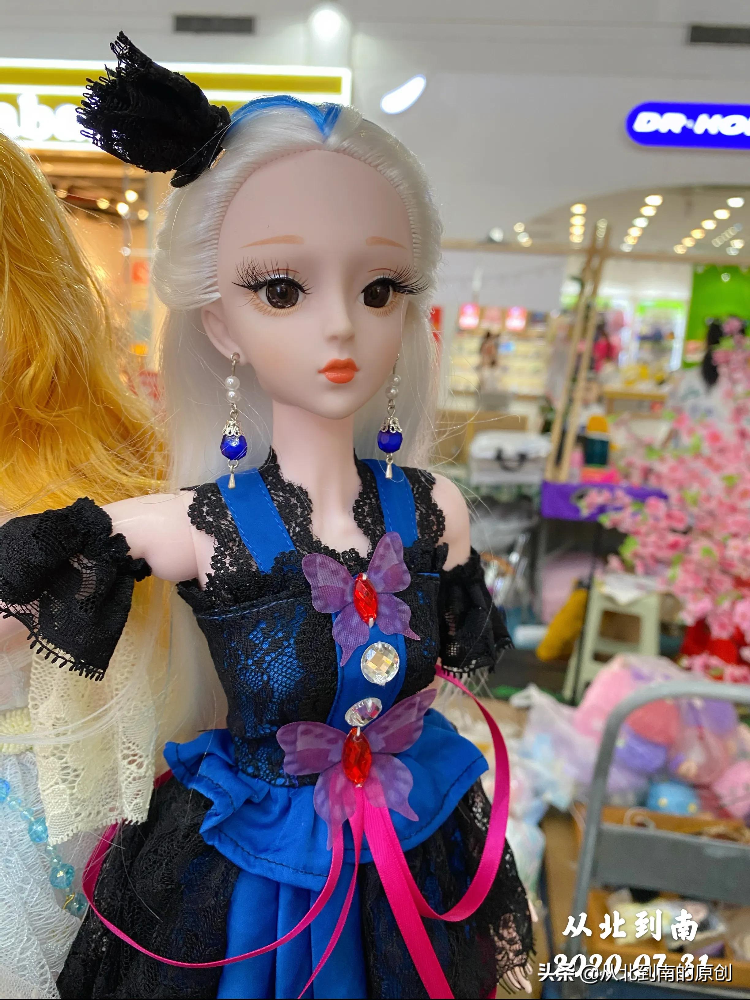 亲自动手做衣服,自己做的手工衣服穿上还真好看呢