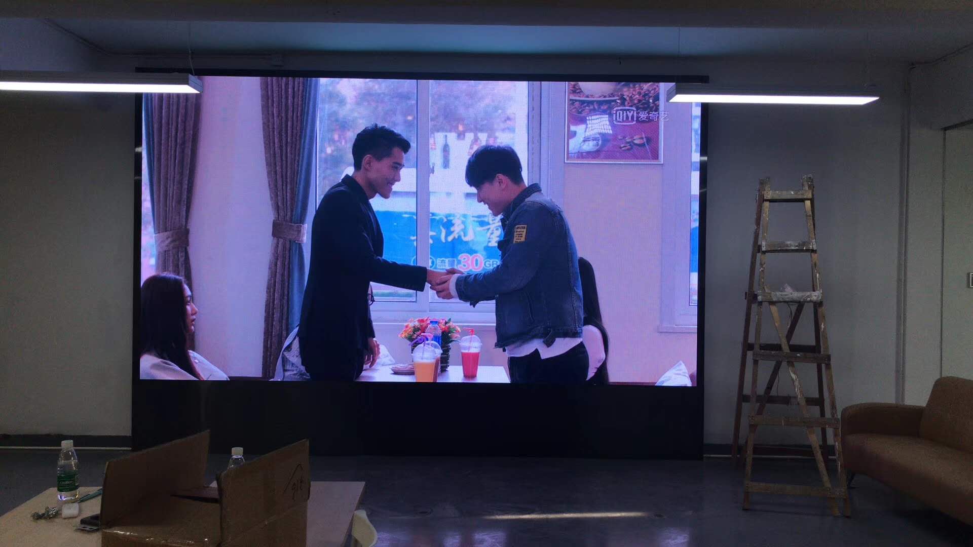 酒楼舞台硬包背景墙,达州酒楼舞台屏