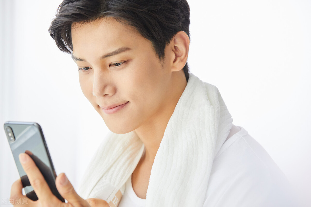 你不知道，我乖张的恶作剧心理背后其实是想要得到你们的爱和关注