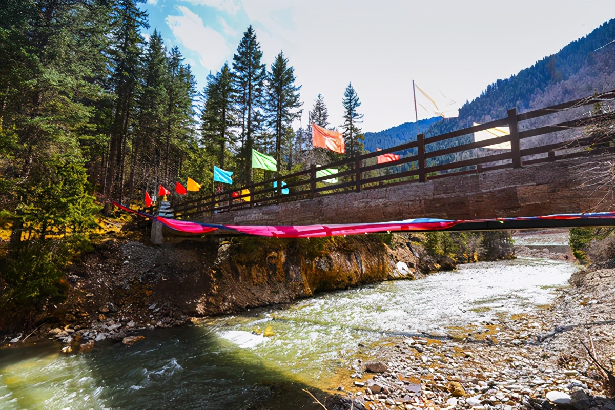 九寨沟最美的一处景点,九寨沟风景区好山好水好风光