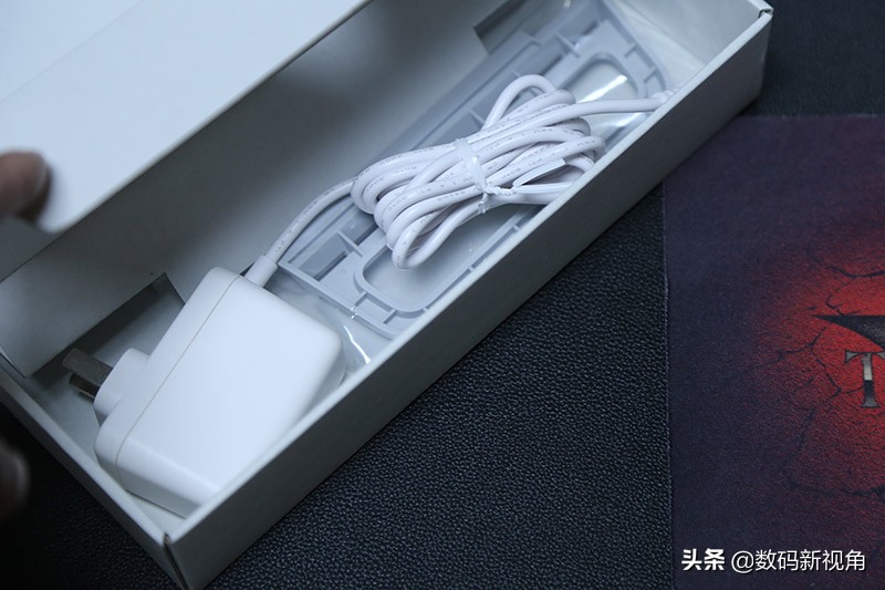 9102了，多设备无线上网该怎么破，来试试华为4G路由2Pro吧