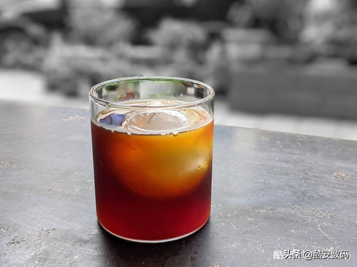 谷歌pixel4,pixel4xl最大亮度