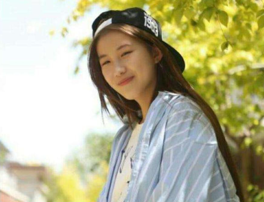 16岁女孩每月消费4万元,富家女每月消费