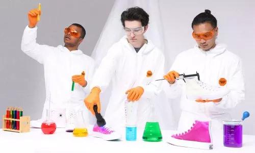 这双5D“变色鞋”火了，让光来决定颜色，做这条gai上最亮的崽