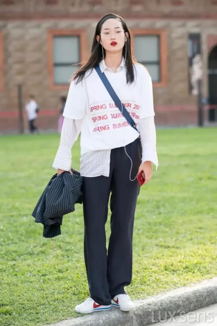 看似青铜实则王者的翻唱,看似青铜实则王者的视频