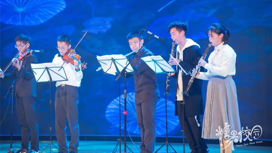 缘聚求实谱写历史篇章展望未来开启迢迢征程昆十中白塔新年盛会