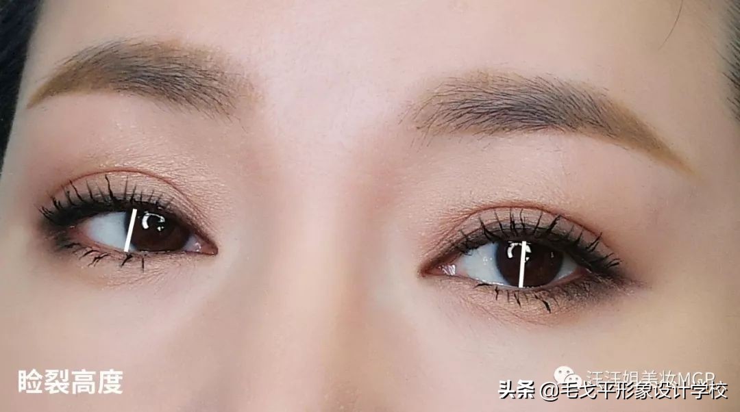 眼线适合下垂眼,有点斗鸡眼怎么画眼线