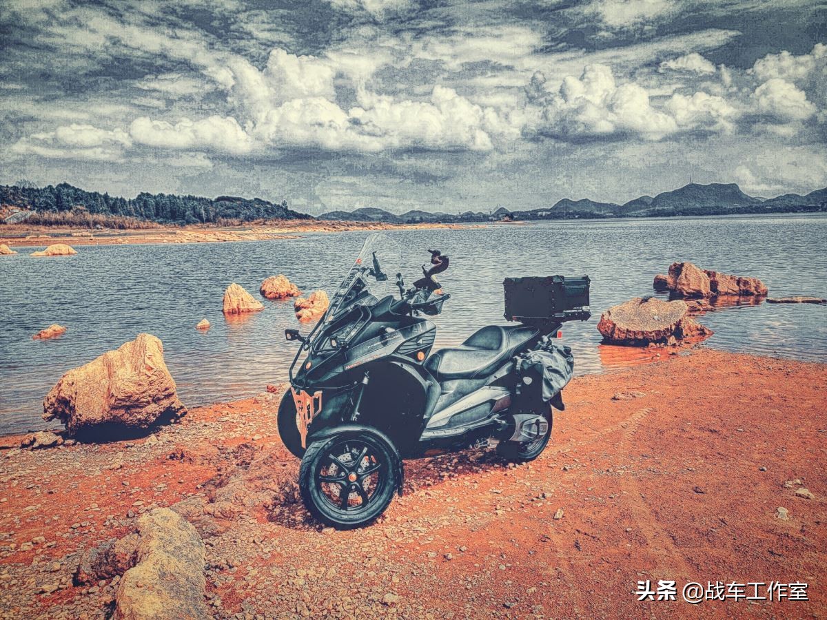 宏佳腾350评测视频,宏佳腾3d350r试驾