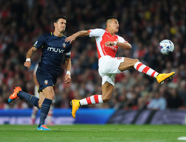 曼联收购奥巴梅扬,曼联欲砸1.2亿求购当红国脚